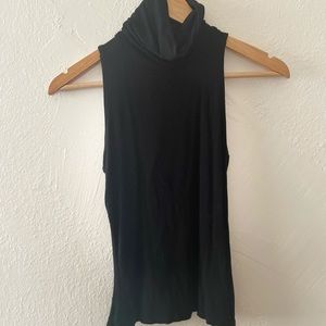 Turtle neck tank